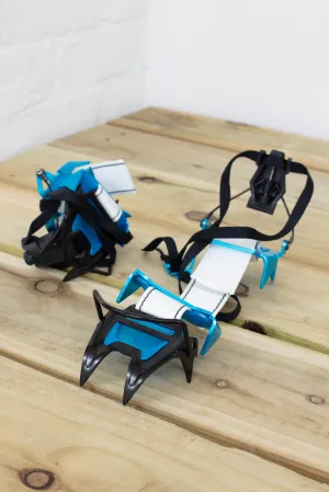 Blue Ice - Harfang Crampons