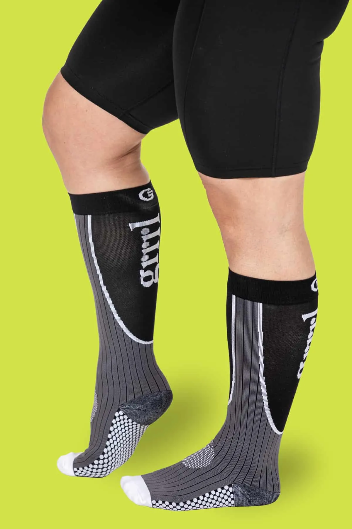 ULTRA PREMIUM HI-COMPRESSION LIFTING SOCKS