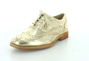 Wanted Shoes Women's Babe Oxford - Gold